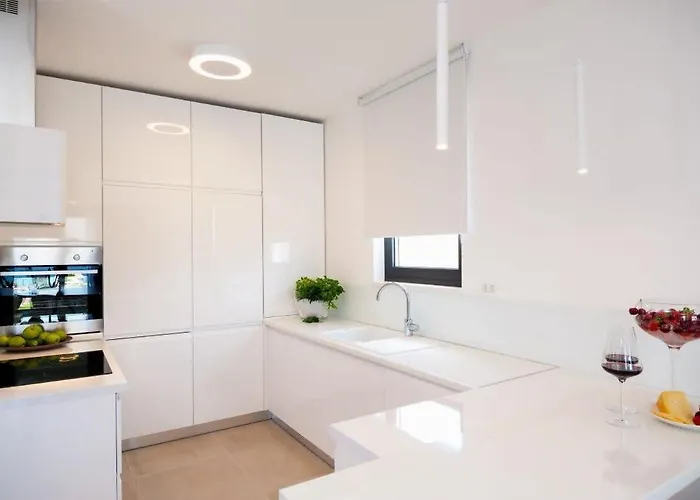 Luxurious With Modern Interior And Pool * Трогир